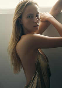 ALEXANDRA MATHIEU